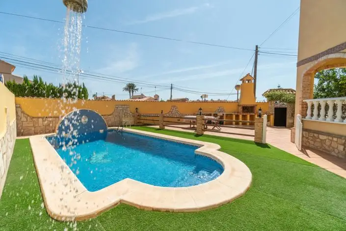 Villa 5 Dormitorios Orihuela Costa Piscina Privada