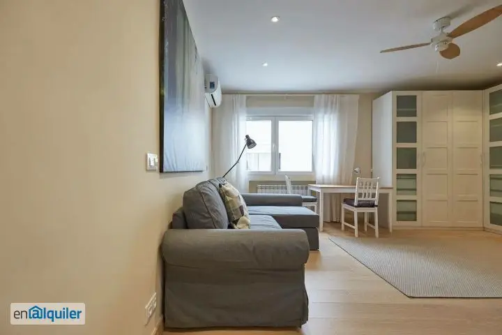 Estudio Reformado Malasaña Cerca Plaza España