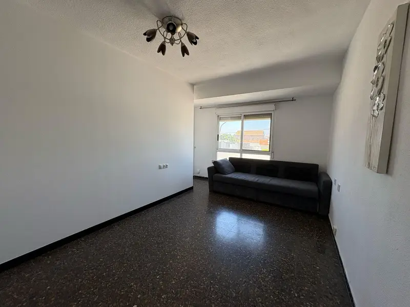 Piso en Venta Valencia 4 Dormitorios Reformado Cerca de Valencia