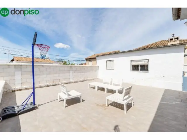 Casa en Planta Baja con Gran Patio en Peligros