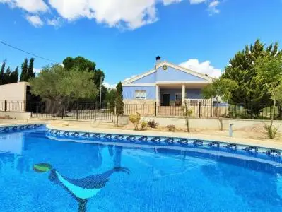 Casa Chalet 5 Dormitorios Yecla Murcia Piscina Jacuzzi