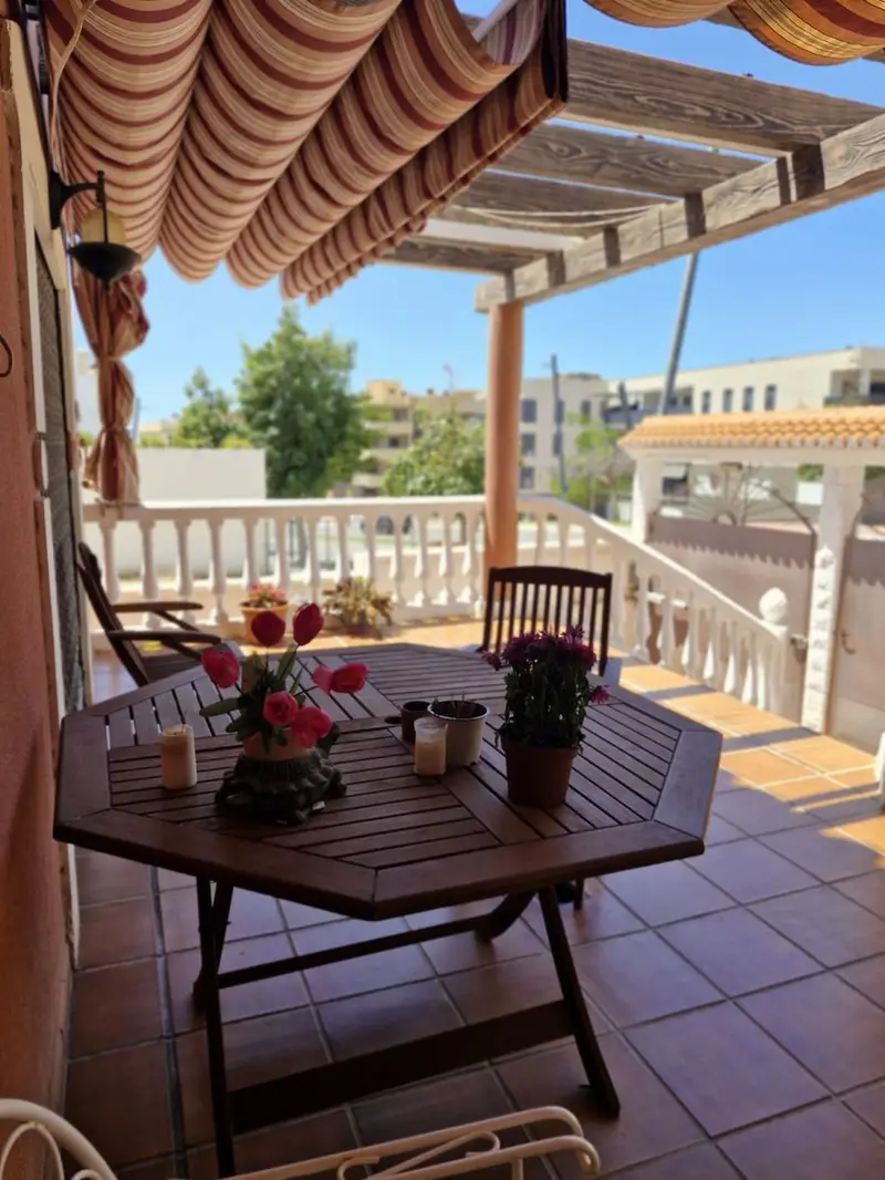Venta Chalet con terraza en Circunvalacion Motril