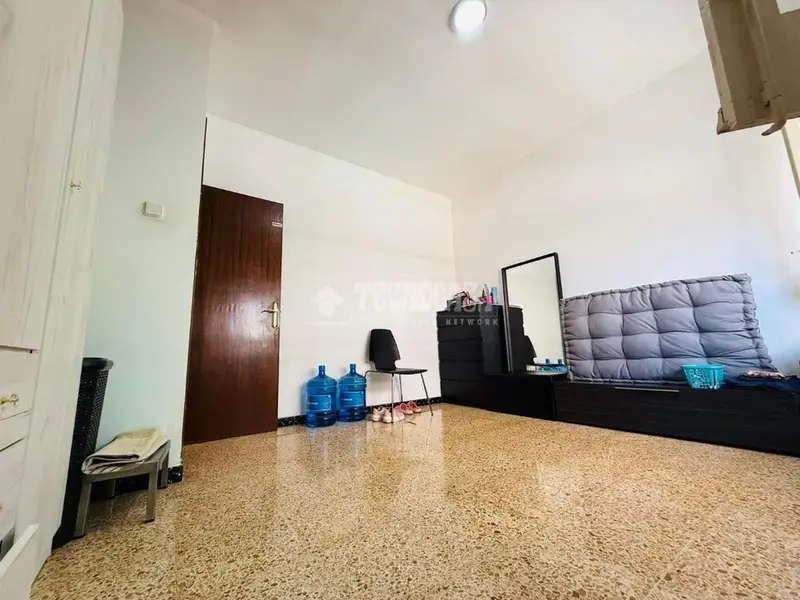 Piso en venta Santo Cristo Badalona 3 habitaciones 80m2