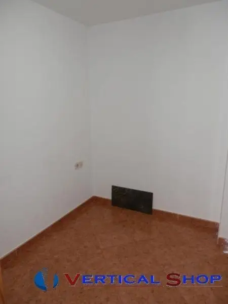 Venta Local Comercial 1 Habitacion Avenida Juan Carlos I Caudete