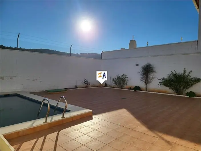 Casa en Venta Humilladero 3 Dormitorios 3 Baños Piscina Privada