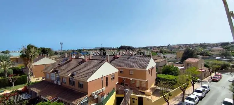 Piso en Venta en Mutxamel: 3 Dormitorios, 2 Baños, Garaje y Piscina