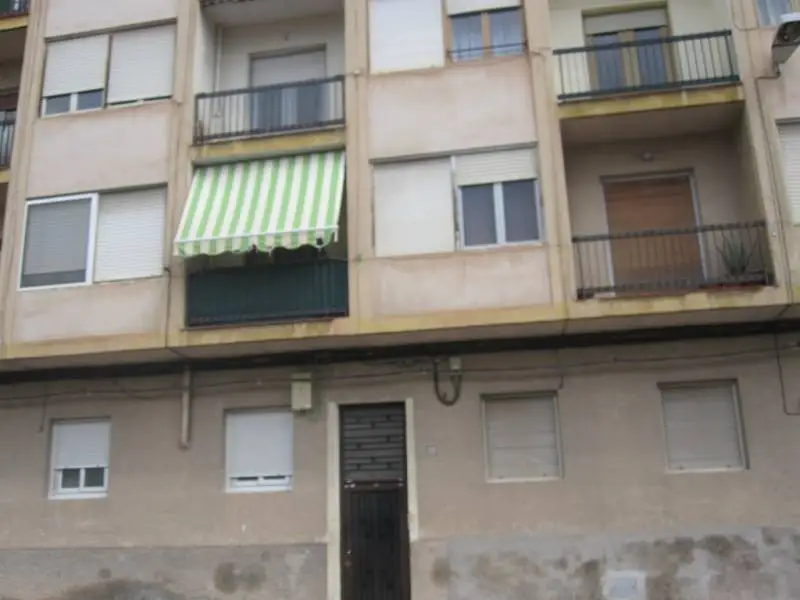 Piso Reformado 4 Dormitorios Monóver
