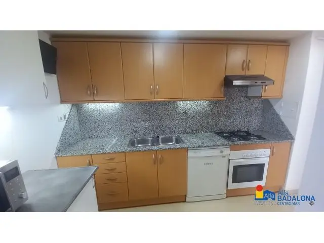 Atico Duplex 3 Habitaciones Terraza 44m2 Parking Badalona
