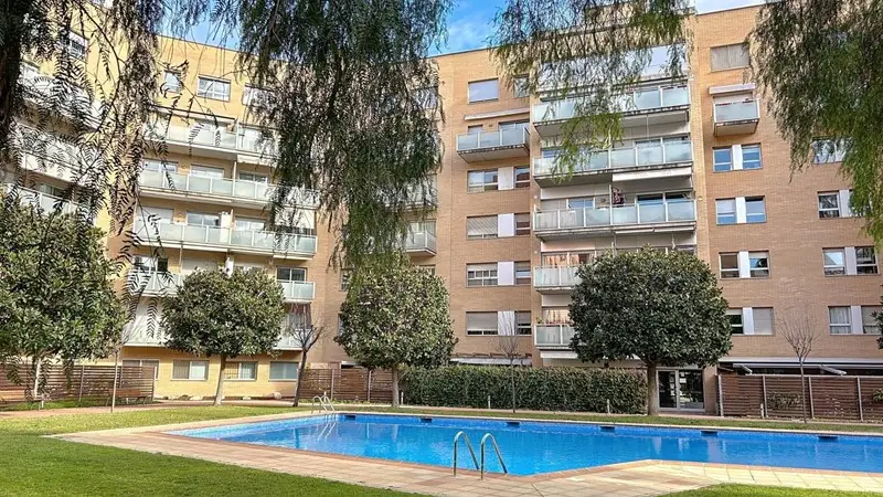 Piso en venta en La Vila Olimpica Barcelona 3 habitaciones piscina