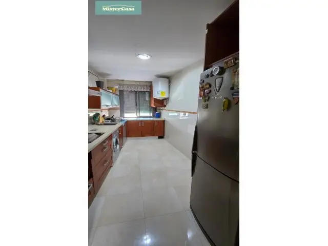 Piso en Urbanizacion Privada con Piscina Zona Norte