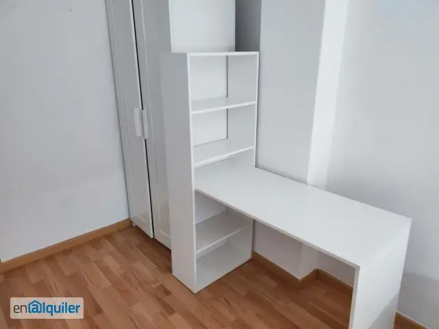 Alquilase piso zona someso