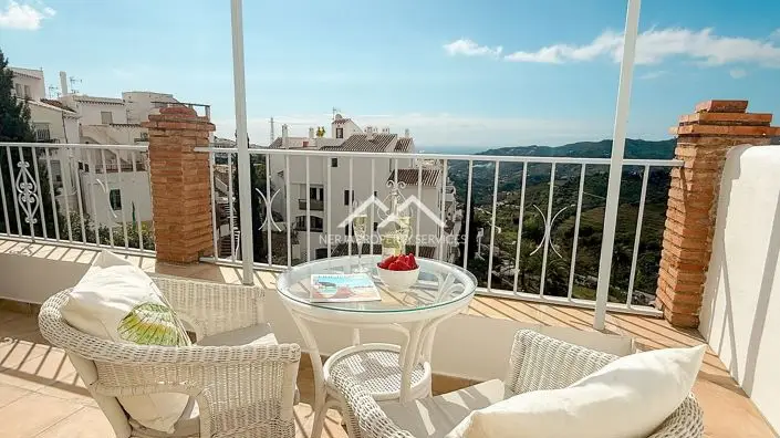 Adosado 5 Dormitorios Frigiliana  Reformado Vistas Impresionantes