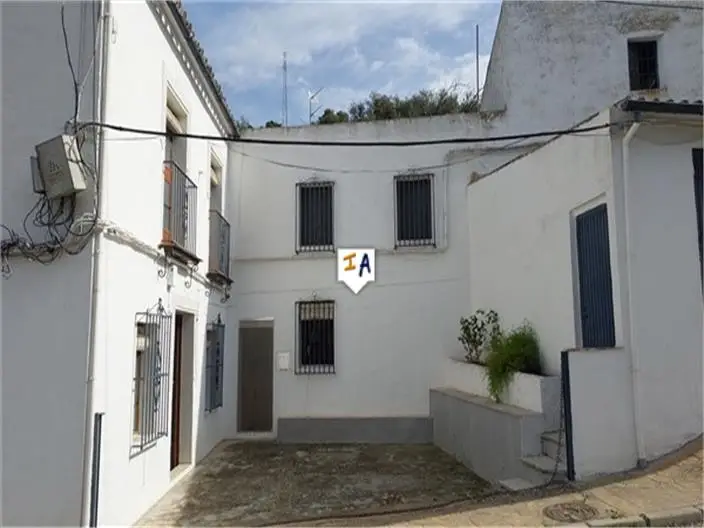 Casa Adosada en Zambra Cordoba Gran Oportunidad