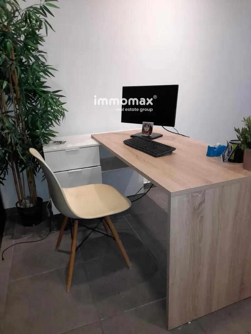 Co-working Lesseps Barcelona Espacio Moderno para Freelancers