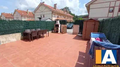 Chalet Adosado en Rasines 94m2 3 Dormitorios 2 Baños Terraza