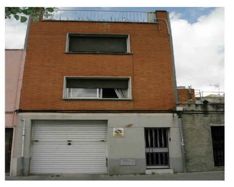 Casa Unifamiliar 212m2 3 Habitaciones Terrassa