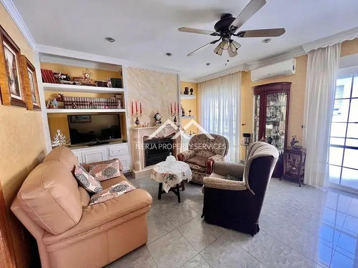 Apartamento 5 Dormitorios Torrox Pueblo Andaluc




ia
