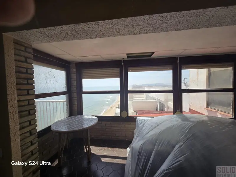Apartamento en primera linea de playa El Perelló 4 dormitorios