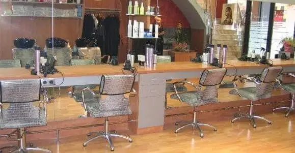 Venta Peluquería Equipada Montcada Nova