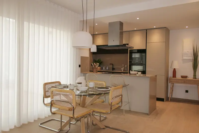 Venta de Villas y Apartamentos con Piscina en Algorfa