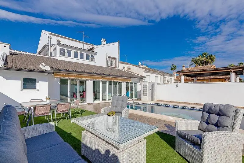 6 Dormitorios 4 Ba
nos Adosado San Javier Murcia