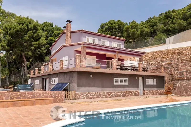 Chalet en venta Pucol Valencia 550m2 4 banos piscina