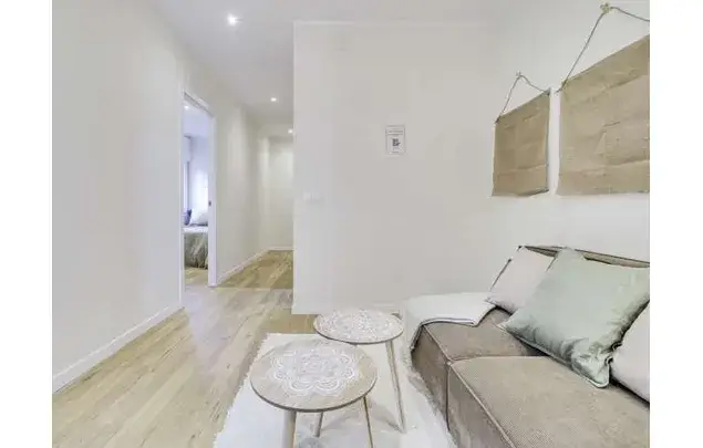 Habitacion 76m2 Barcelona Piso Amueblado