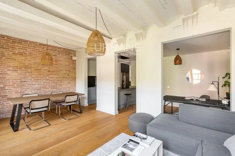 Alquiler Apartamento Eixample 2 habitaciones 110m2 reformado