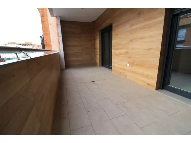 Piso de Lujo en Venta 4 Dormitorios 2 Baños Garaje Trastero Terraza