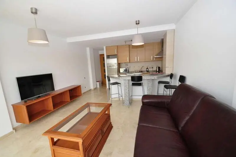 Apartamento en Alicante Centro Vistas al Sur Cocina Equipada