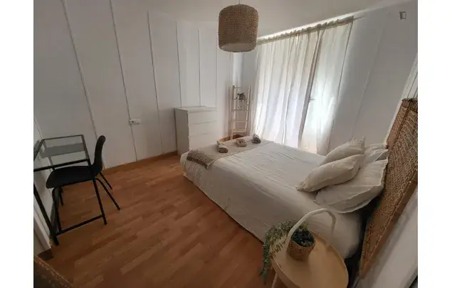 Alquiler Apartamento 4 Dormitorios Madrid 3-24 Meses