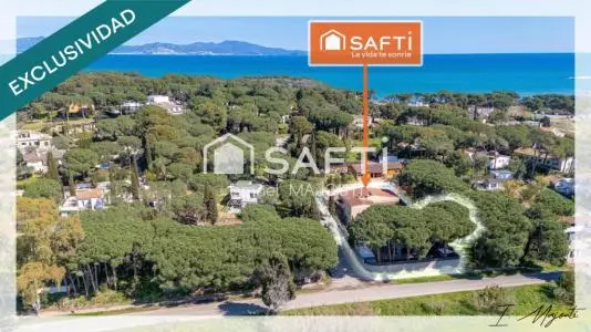 Casa en Sant Martí d'Empúries con Piscina a 400m de la Playa