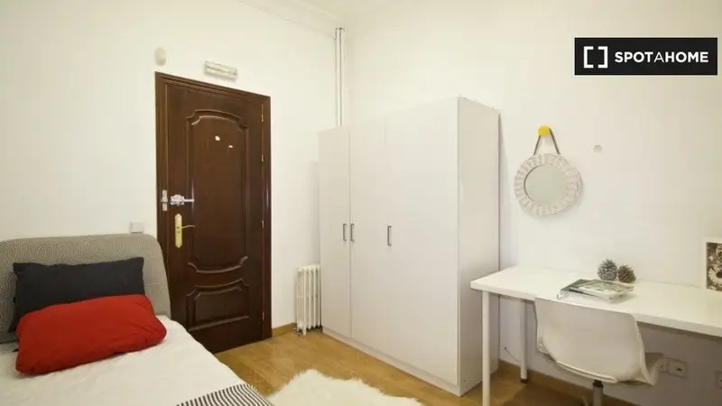 Apartamento 9 Dormitorios 2 Baños Madrid Spotahome