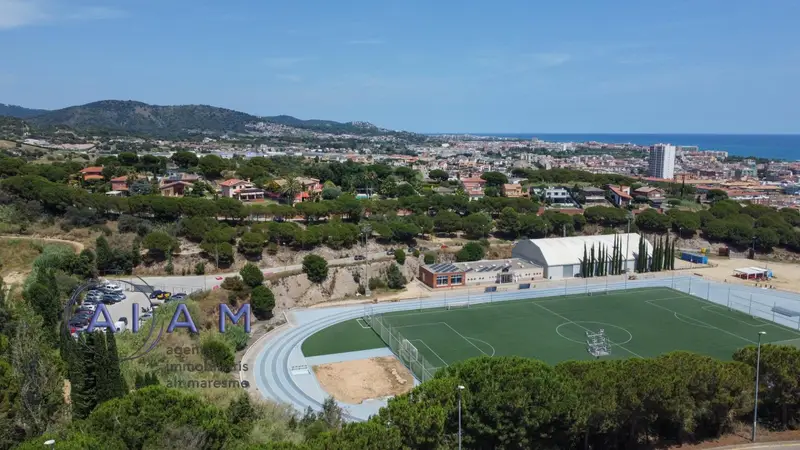 Parcela con Vistas al Mar en Calella 680m2 Edificable