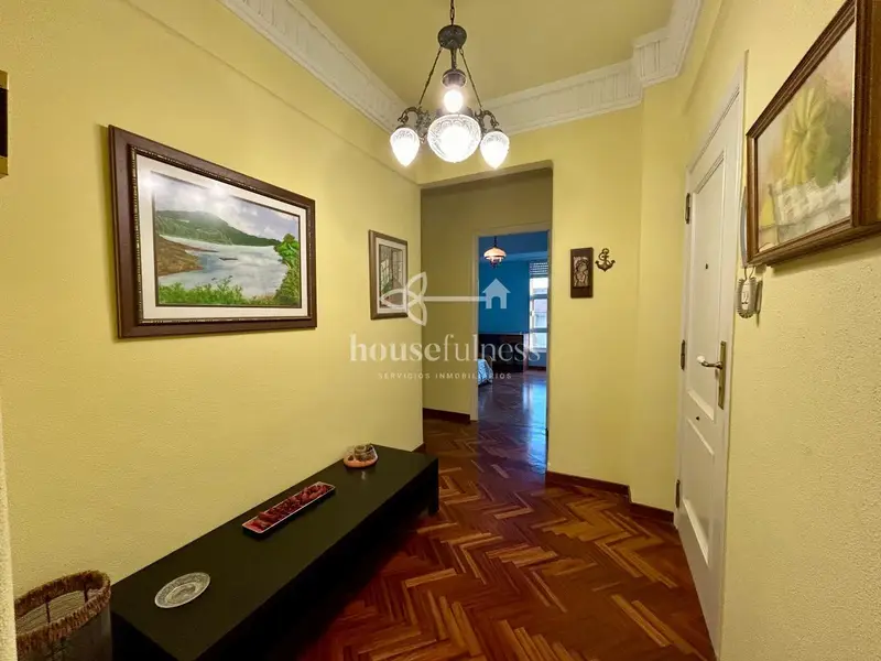 Venta Piso Plaza Espa		
 a Ferrol 105m2 Trastero