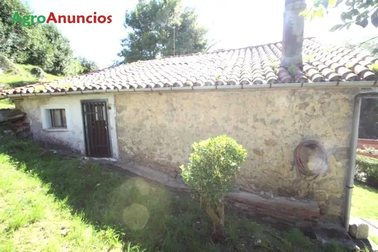 Venta  de Casa de piedra y madera en Cantabria