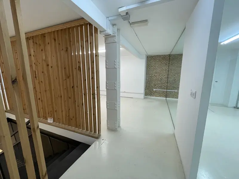 Local Comercial 160m2 Eixample Valencia Reformado