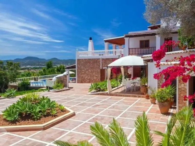 venta Chalet en Sant Antoni de Portmany, Balears (Illes) (40894761076.109300)- Globaliza