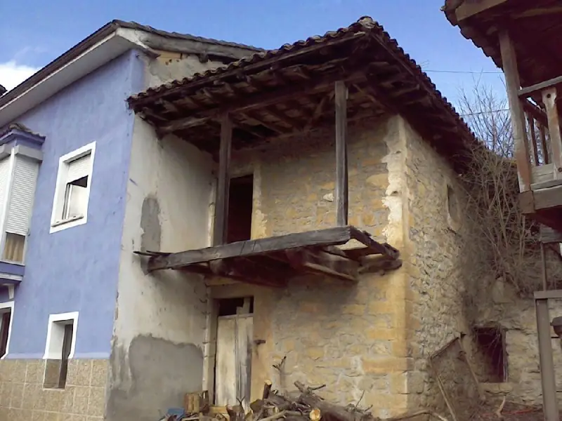 Venta Casa en Grado a Reformar con Vistas