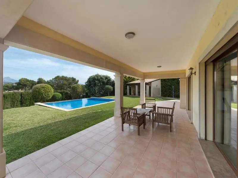 Chalet en Venta Santa Ponsa Mallorca con Piscina y Vistas