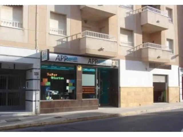 Local Comercial 135m2 El Ejido Norte Reformado