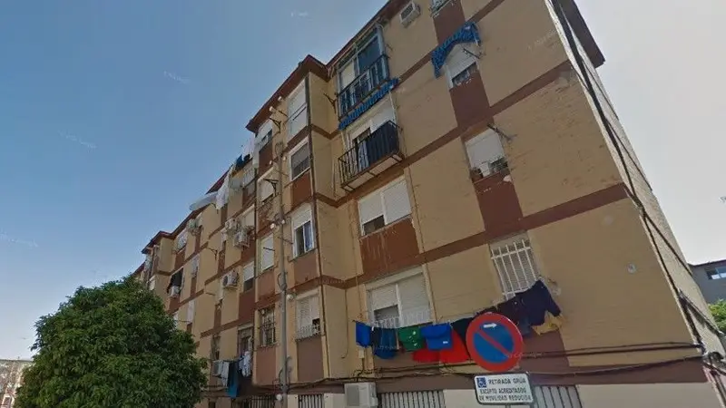 Piso en Sevilla zona Madre de Dios 2 dormitorios 1 baño
