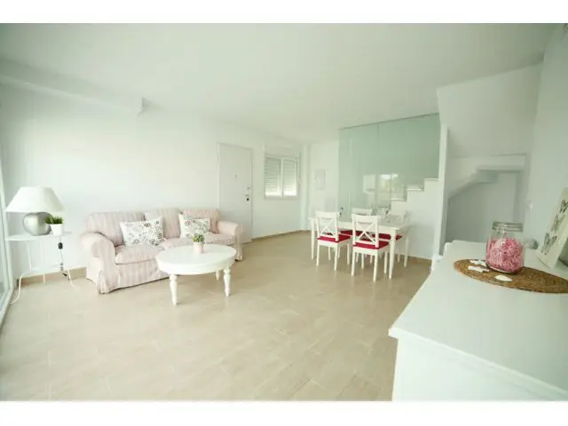 Vivienda Moderna en Gran Alacant 3 Dormitorios 2 Baños Cerca de la Playa