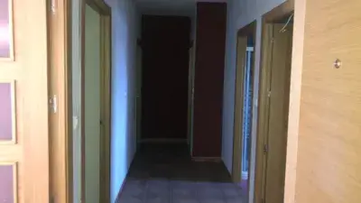 Piso en venta en Calle de María Auxiliadora, cerca de Calle del Emperador Carlos