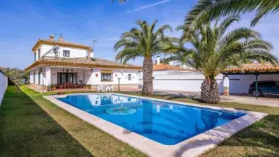 Chalet en Venta Fuentequintillo: Exclusividad y Comodidad