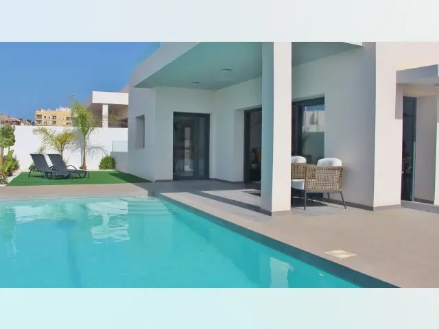 Casa Villa 3 Dormitorios Benijofar España