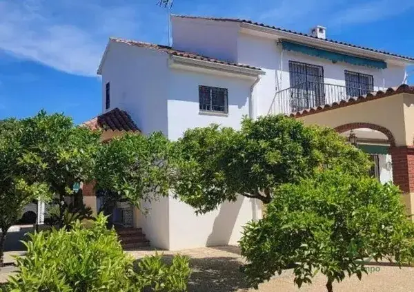Chalet Independiente en El Brillante Cordoba 751m2