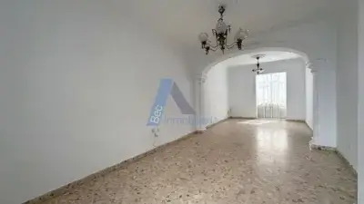 Chalet en venta en Lebrija