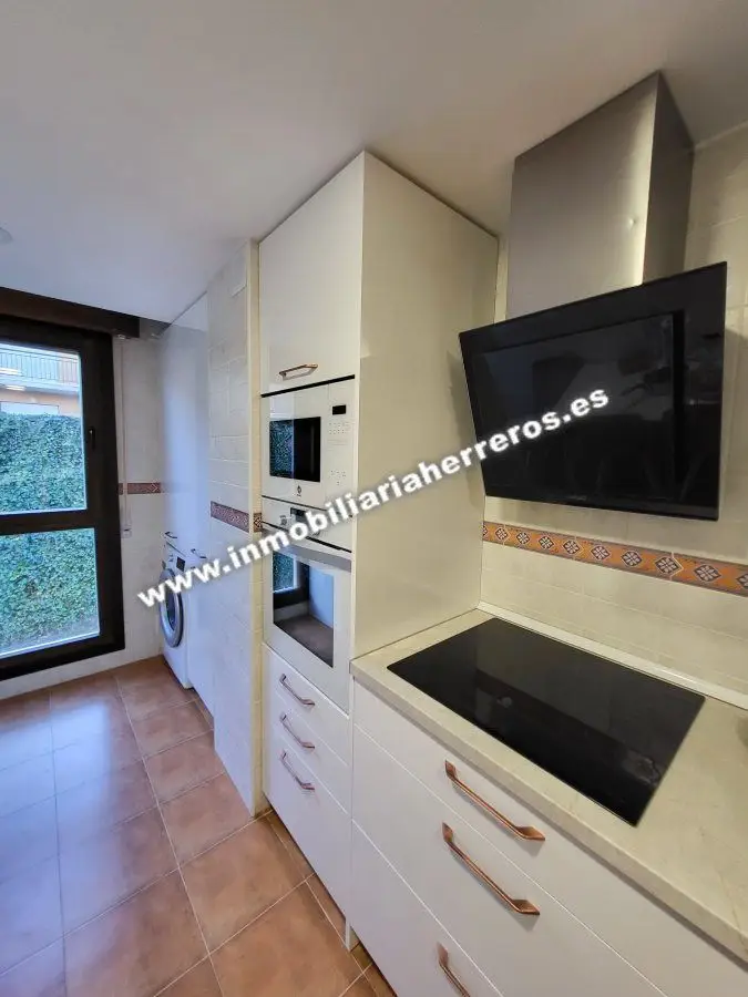 Venta Dúplex 3 Dormitorios Sojuela Lujo Amueblado
