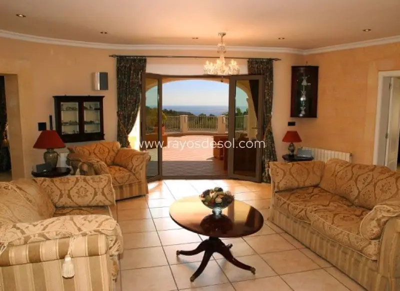 Chalet en Benissa con Vistas al Mar Piscina y Jacuzzi
